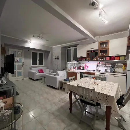 Affitto Due Camere, Due Bagni In Appartement *